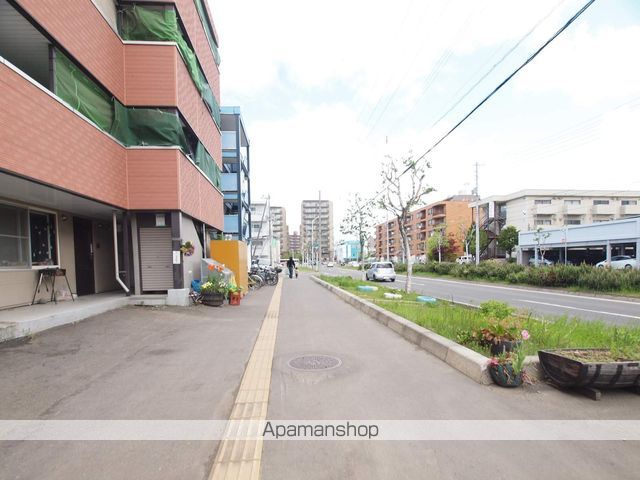 ラフォーレ新札幌Bの玄関写真