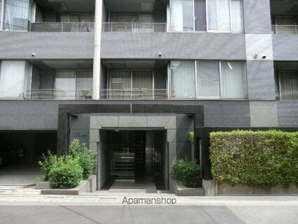 東京都目黒区中町２丁目[1LDK/49.08m2]のエントランス2