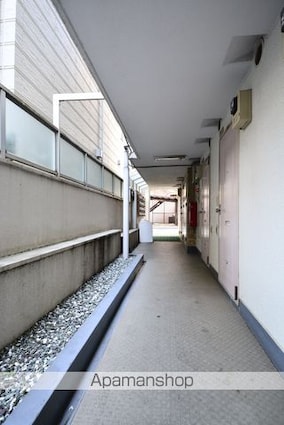 メゾン・ド・ポルシュ[1R/15.37m2]の共用部3