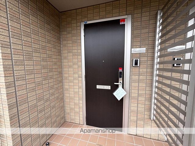 信越本線 長岡駅 徒歩23分 2階建 築12年の玄関写真