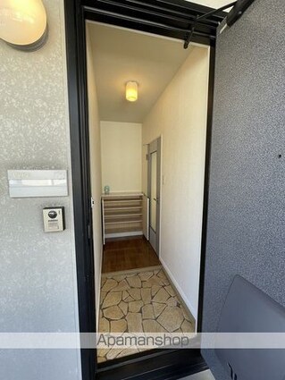 パークビレッジいいだＢ[2K/38.83m2]の玄関