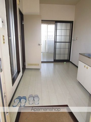 フレグランス小泉の内装写真