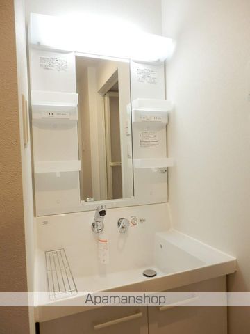MODENA FINESTの内装写真
