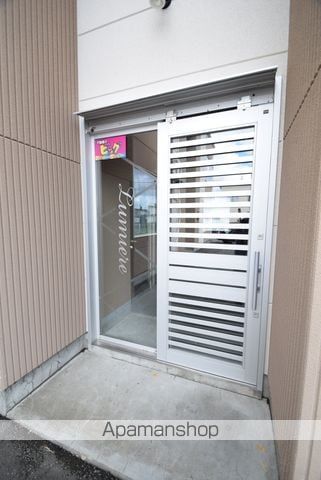 ルミエールの玄関写真