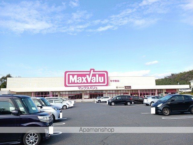 シェトラーゼの周辺写真