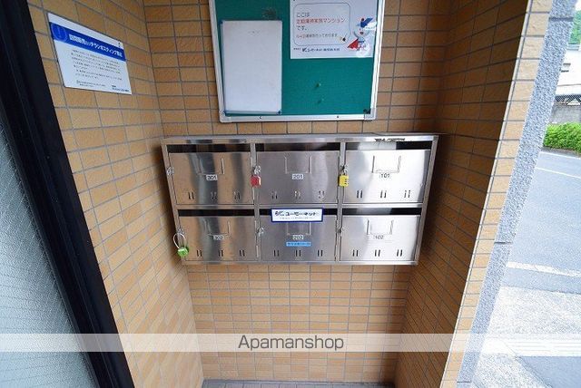 ラフォーレ マロニエの玄関写真