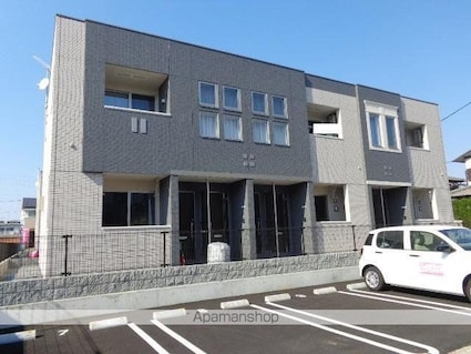 香川県坂出市久米町２丁目[1LDK/46m2]の駐車場