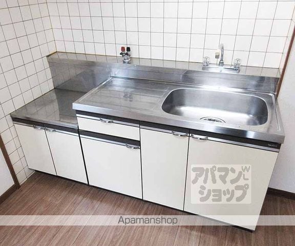 ジョリー三井寺の内装写真
