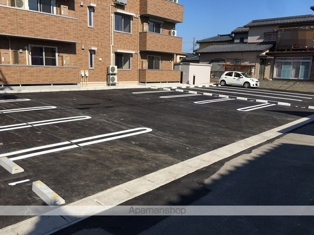 コンフォールの外観写真