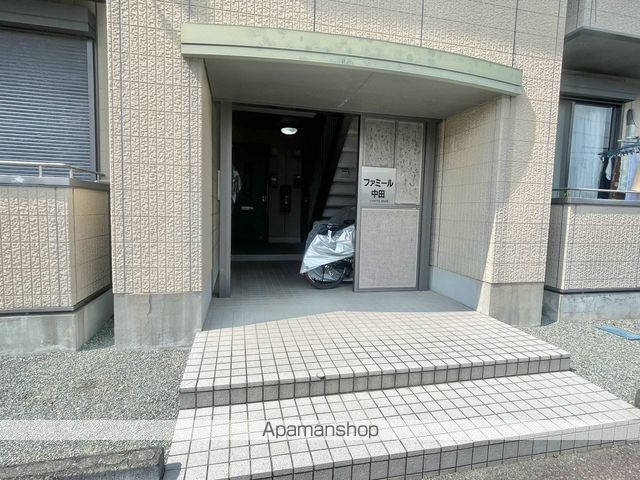 ファミール中田の外観写真