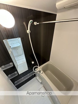 神奈川県横浜市神奈川区三ツ沢西町[1R/17.39m2]のバス