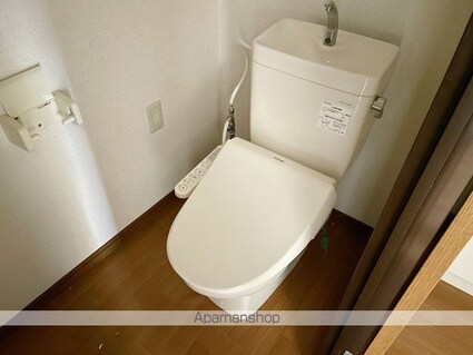 Ｓｕｒｐｌｕｓガーデンパレス[1K/28.03m2]のトイレ