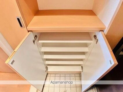 東京都新宿区余丁町[3LDK/63.21m2]の内装3