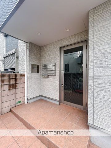 ルクール平和台の玄関写真