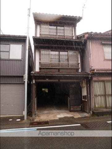 高山本線 越中八尾駅 徒歩16分 築32年