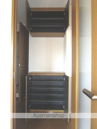 アドバンス２１　Ａ[2LDK/50.47m2]の玄関