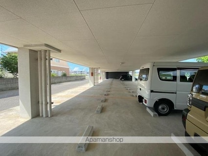 香川県高松市林町[1DK/27.3m2]の駐車場