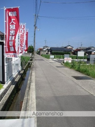 セリーヌ　Ｂ[2LDK/57.64m2]の周辺1