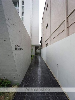 ＣＯＺＹ名城公園[1R/26.84m2]の外観4