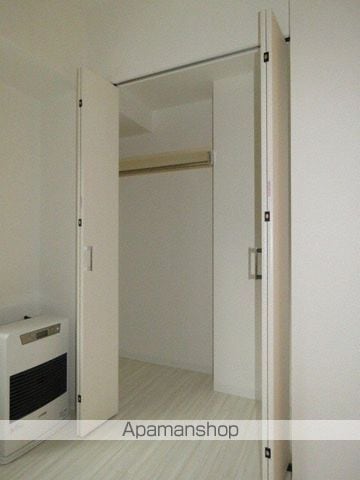 ラディア近代美術館前の内装写真