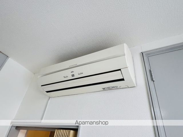 フローラ時任IIの内装写真
