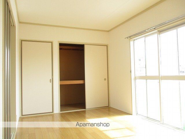 メゾントレビIIIの内装写真