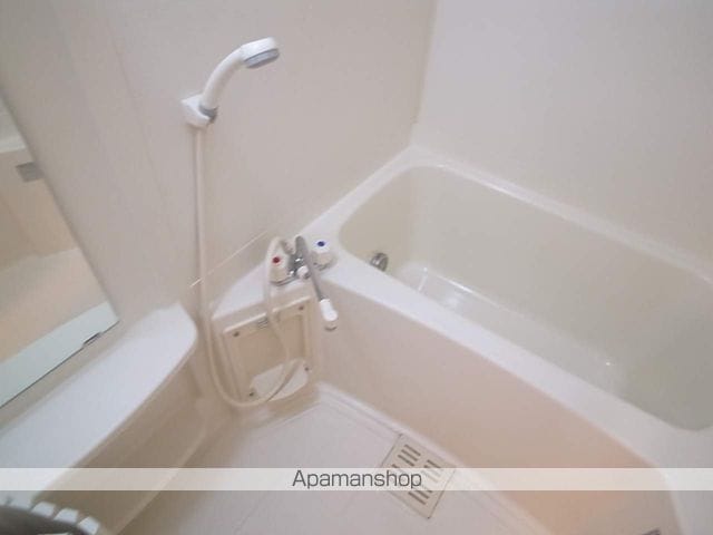 クレメント駒木Bの内装写真