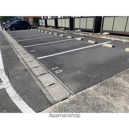 コーポなすⅢ[1K/30.94m2]の駐車場2