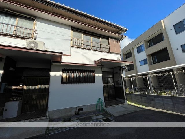 高安町北5丁目テラスハウス 13の外観写真