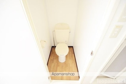 レオパレスウイング近藤[1K/22.86m2]のトイレ1