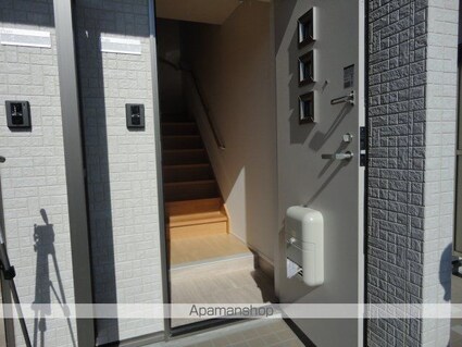 岐阜県岐阜市大菅南[1LDK/47.86m2]のエントランス2