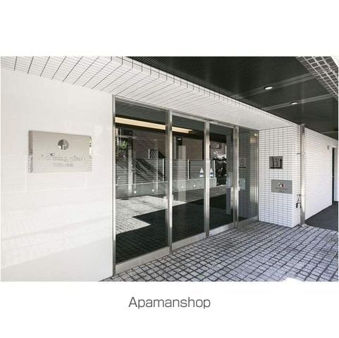 Risingplace川崎二番館の玄関写真