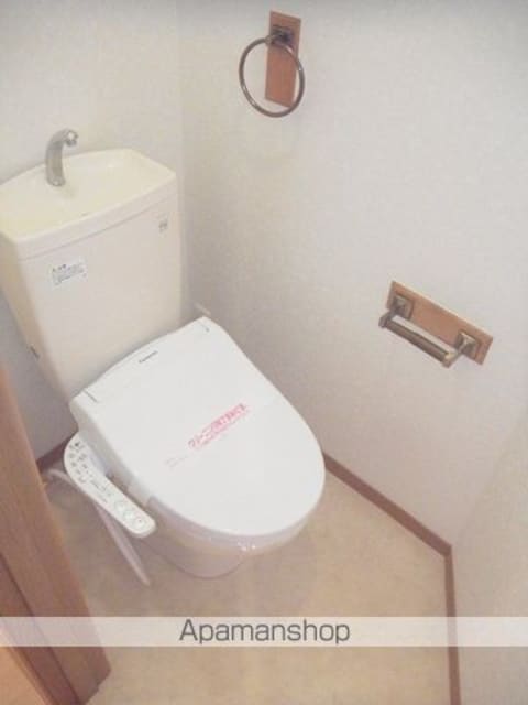 パンチュール[3LDK/70.61m2]のトイレ