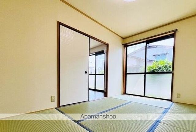 フォブール八坂Bの内装写真