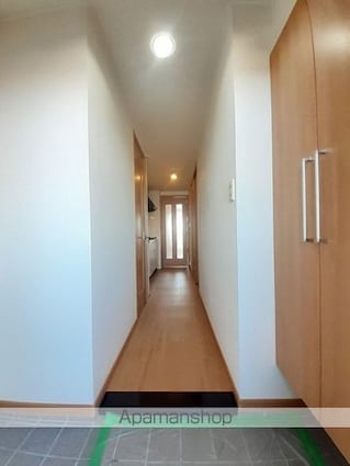 ヴィヴァーチェ東石井[1K/30.96m2]の玄関