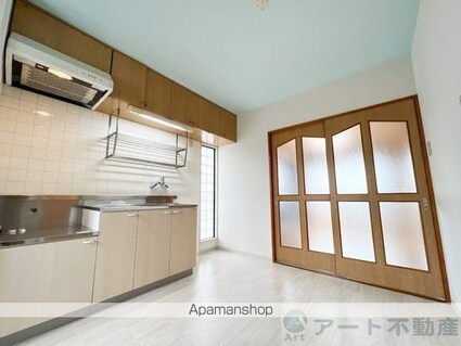 グラフティ桑原[1LDK/36m2]の内装1