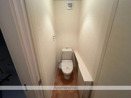 ペルソワール高田[1LDK/46.47m2]のトイレ