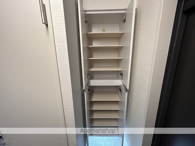 FLAX十日市の内装写真