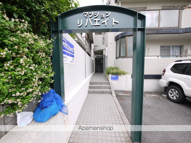マンションリバエイトの外観写真