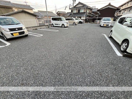 シャルマン　コピーヌ[2LDK/55.13m2]の駐車場