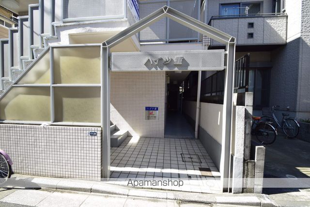 ハイツ重の玄関写真