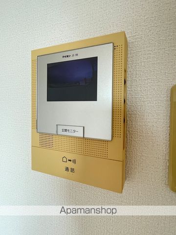 MYUIIIの内装写真