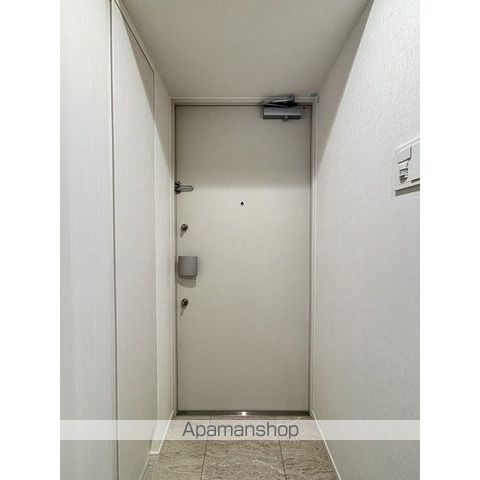コンフォリア・リヴ大崎の内装写真