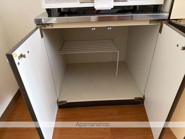 グランドステータス西宝町の内装写真