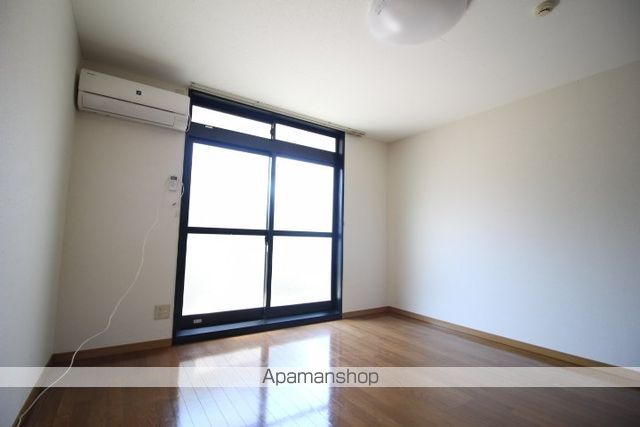 FOR RENT M1の内装写真