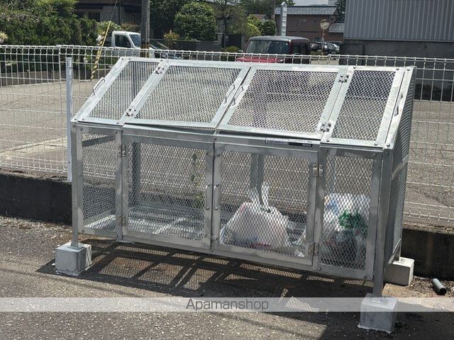 レジデンスT・H I号館の内装写真