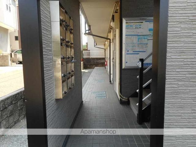 レオパレスTAKAの玄関写真