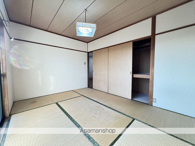 共生マンションの内装写真