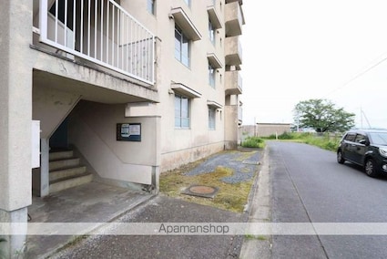 ビレッジハウス小羽山第二１号棟[3DK/53.96m2]の共用部1