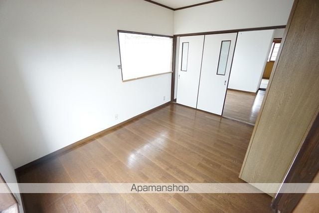 東奈良一丁目連棟貸家の内装写真